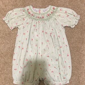 Carriage Boutique smocked Floral Baby Romper 6 month